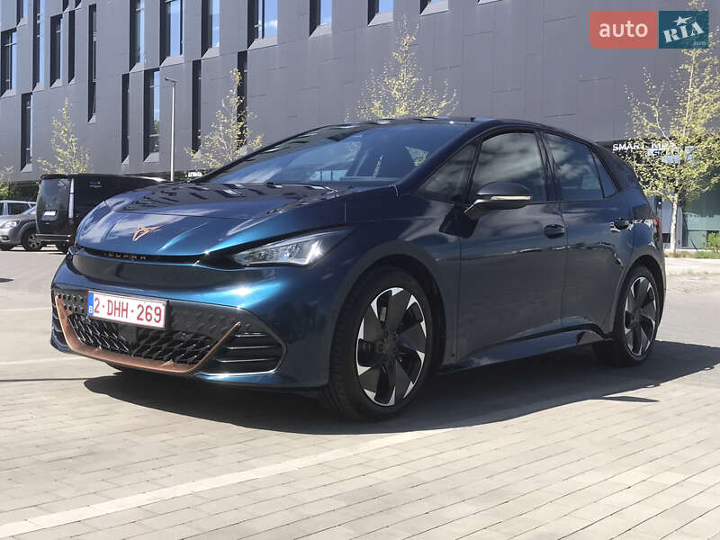 Хэтчбек Cupra Born 2023 в 