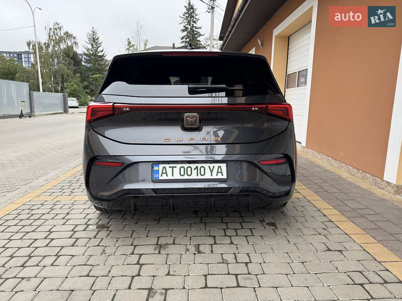 Хэтчбек Cupra Born 2022 в Ивано-Франковске