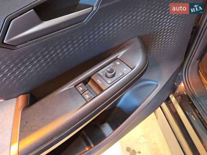 Хетчбек Cupra Born 2022 в Києві фото 22 Хетчбек Cupra Born 2022 в Києві