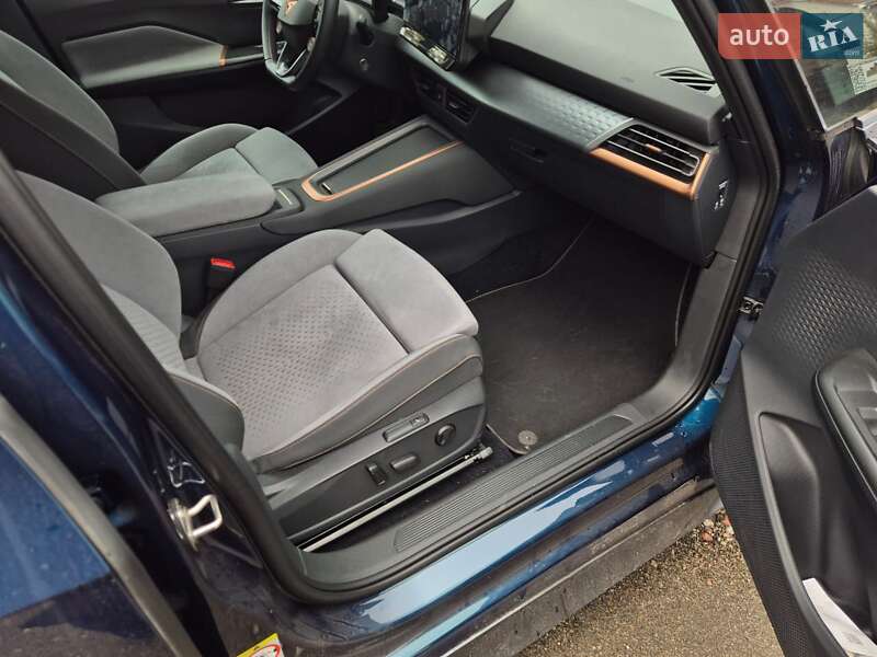 Хэтчбек Cupra Born 2024 в Киеве