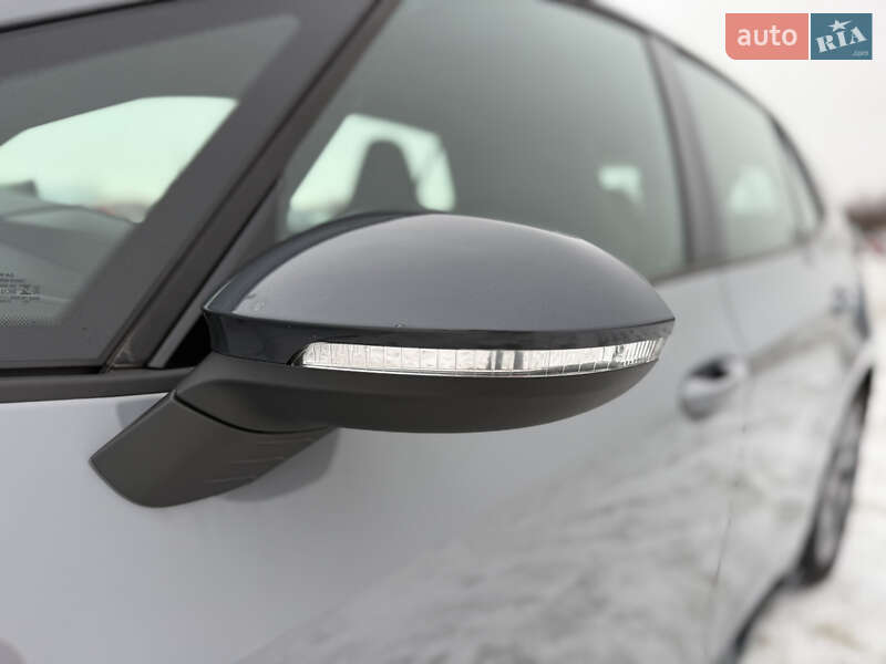 Хэтчбек Cupra Born 2022 в Ивано-Франковске