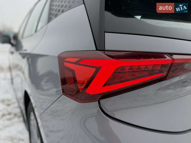 Хэтчбек Cupra Born 2022 в Ивано-Франковске