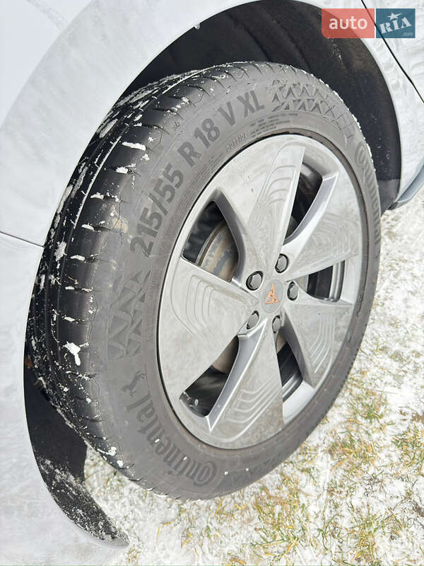 Хэтчбек Cupra Born 2022 в Ивано-Франковске