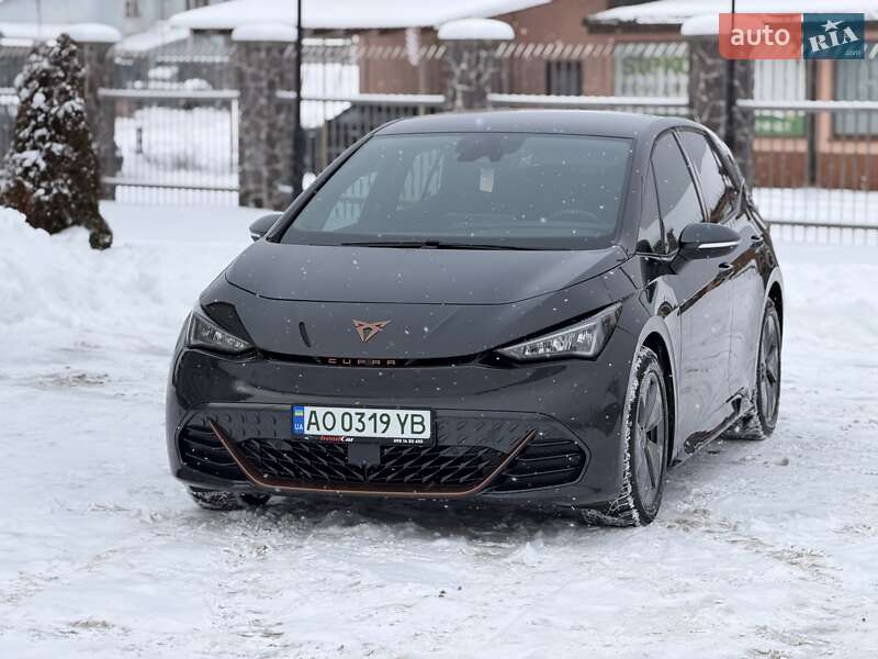 Хэтчбек Cupra Born 2022 в Мукачево