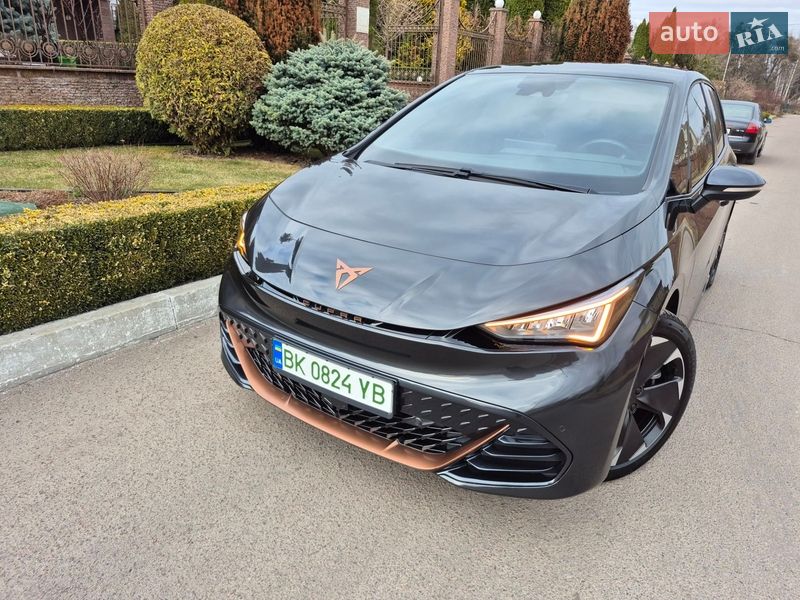 Хэтчбек Cupra Born 2023 в Ровно