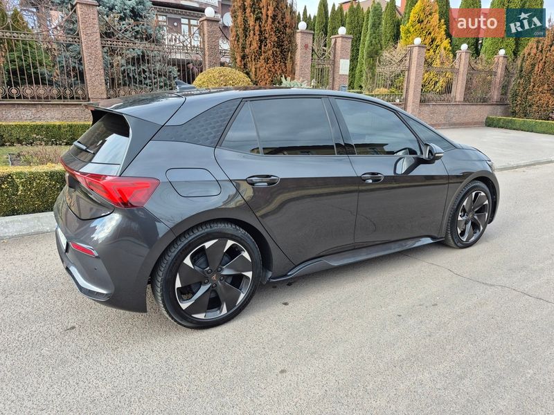 Хэтчбек Cupra Born 2023 в Ровно