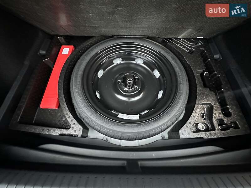 Внедорожник / Кроссовер Cupra Formentor 2024 в Киеве