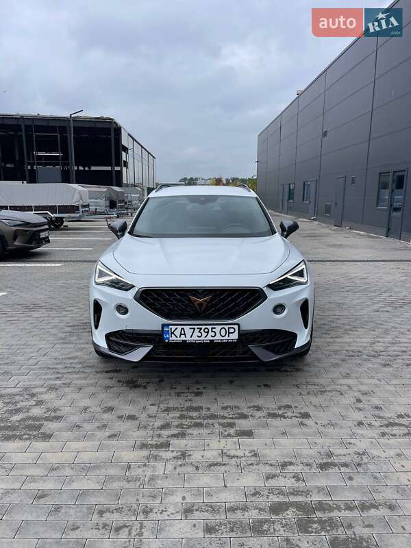 Позашляховик / Кросовер Cupra Formentor 2024 в Києві фото 17 Позашляховик / Кросовер Cupra Formentor 2024 в Києві