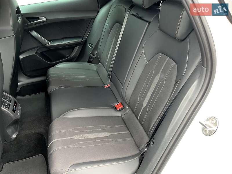 Внедорожник / Кроссовер Cupra Formentor 2024 в Киеве