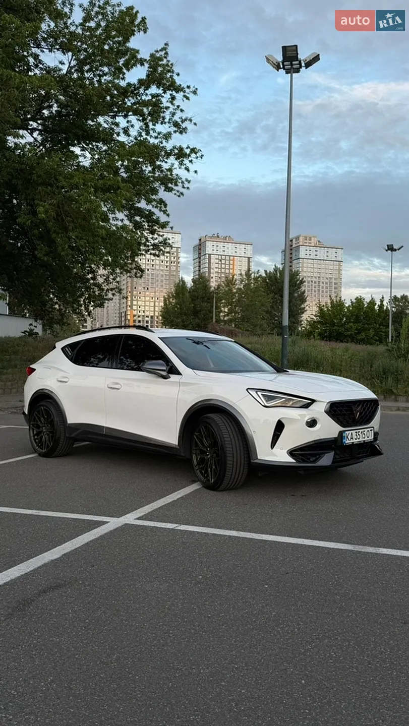 Cupra Formentor 2024 VIN VSSZZZKM3RR139872 фото оголошення 4 з 14
