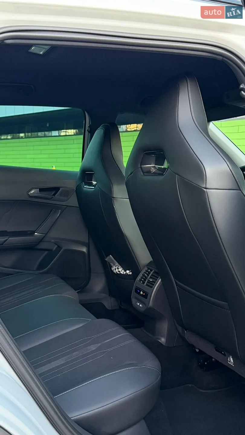 Cupra Formentor 2024 VIN VSSZZZKM3RR139872 фото оголошення 10 з 14