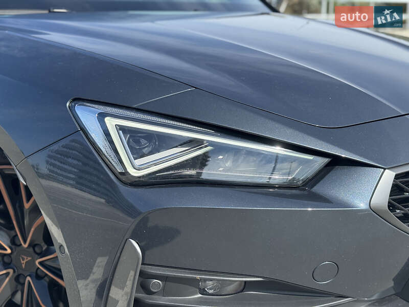 Универсал Cupra Leon Sportstourer 2023 в Киеве фото 3 Универсал Cupra Leon Sportstourer 2023 в Киеве