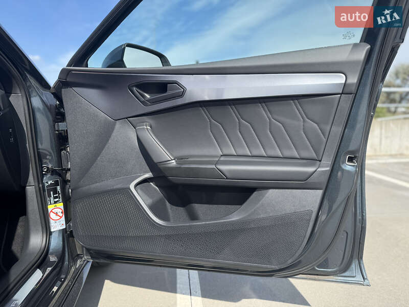 Универсал Cupra Leon Sportstourer 2023 в Киеве фото 38 Универсал Cupra Leon Sportstourer 2023 в Киеве