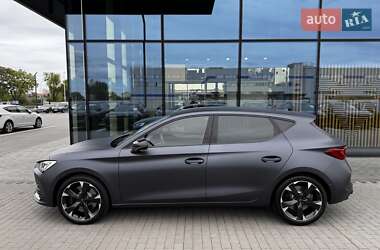 Хэтчбек Cupra Leon 2024 в 