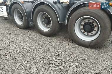 Контейнеровоз D-Tec FT-4303V 2004 в 