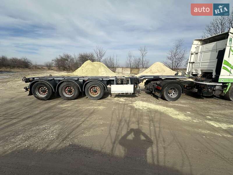 Контейнеровоз напівпричіп D-Tec FT-4303V 2012 в Львові