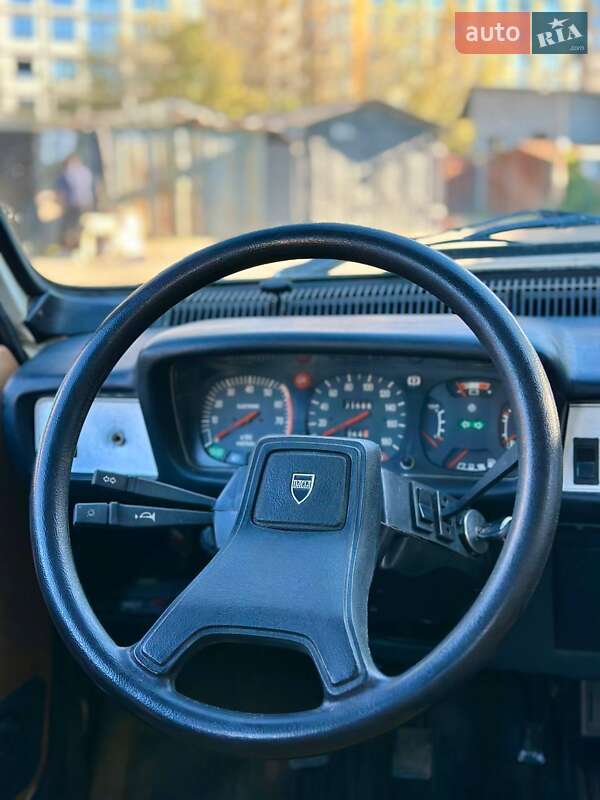 Седан Dacia 1310 1991 в Киеве