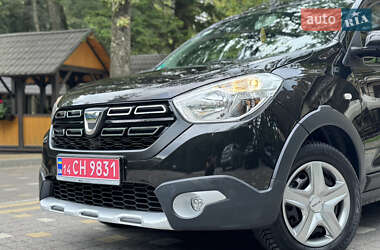 Минивэн Dacia Dokker Stepway 2018 в 