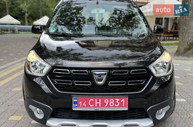 Минивэн Dacia Dokker Stepway 2018 в 