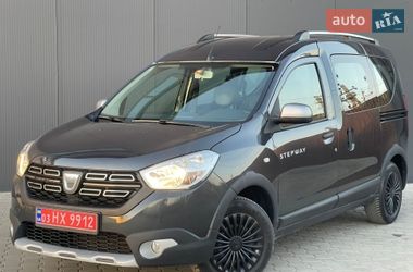 Минивэн Dacia Dokker Stepway 2017 в Луцке