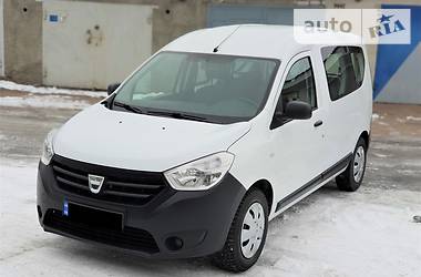 Минивэн Dacia Dokker 2014 в Коростене