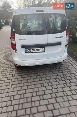 Універсал Dacia Dokker 2015 в Чернівцях
