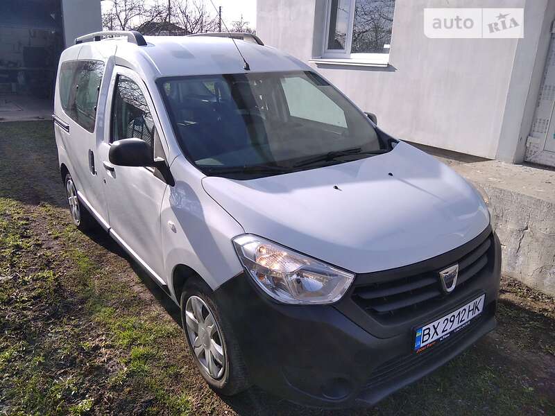 Мінівен Dacia Dokker 2014 в 