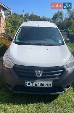 Минивэн Dacia Dokker 2014 в Коломые