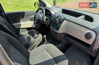 Минивэн Dacia Dokker 2014 в 