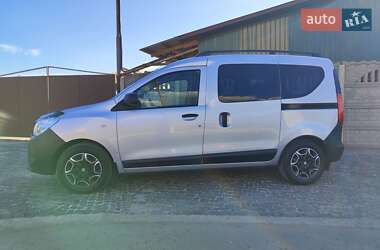 Минивэн Dacia Dokker 2016 в Львове