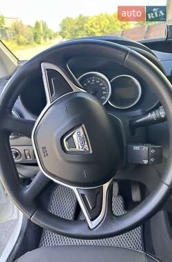 Минивэн Dacia Dokker 2017 в 