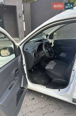 Грузовой фургон Dacia Dokker 2017 в  фото 8 Грузовой фургон Dacia Dokker 2017 в