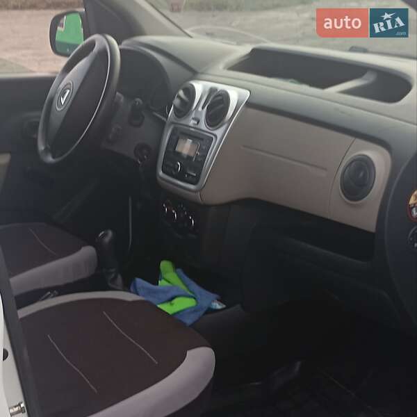 Мінівен Dacia Dokker 2013 в Любешові