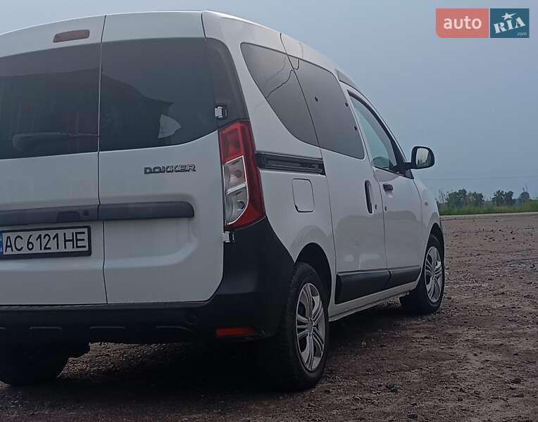 Мінівен Dacia Dokker 2013 в Любешові