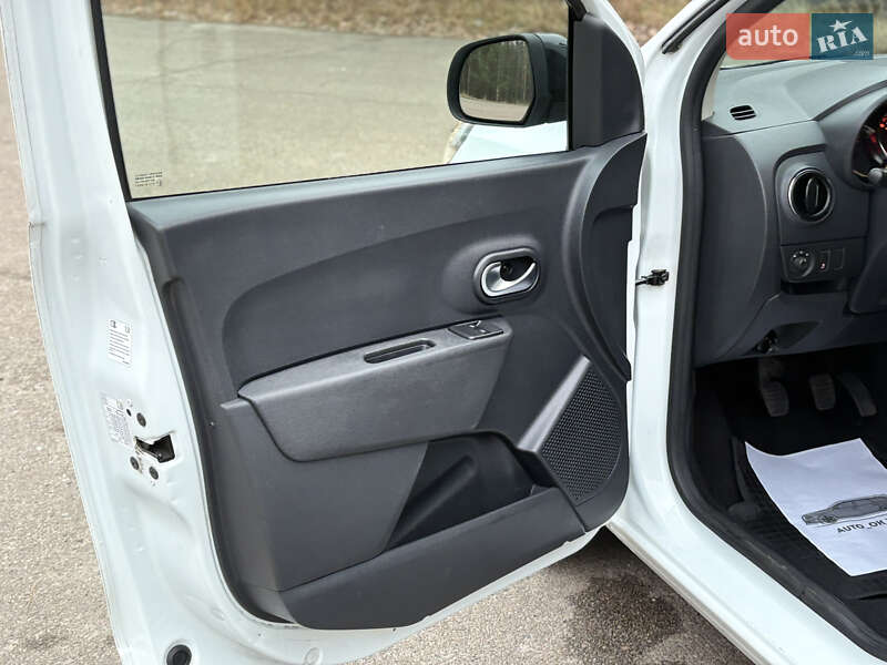 Минивэн Dacia Dokker 2020 в Радомышле фото 24 Минивэн Dacia Dokker 2020 в Радомышле