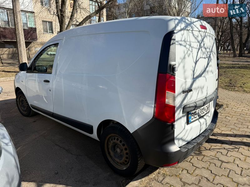 Грузовой фургон Dacia Dokker 2015 в Николаеве
