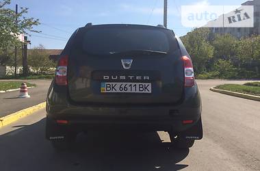 Внедорожник / Кроссовер Dacia Duster 2015 в Дубно