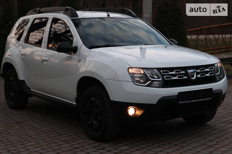 Позашляховик / Кросовер Dacia Duster 2015 в Дрогобичі