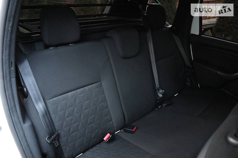 Позашляховик / Кросовер Dacia Duster 2015 в Дрогобичі