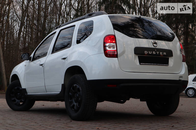 Позашляховик / Кросовер Dacia Duster 2015 в Дрогобичі