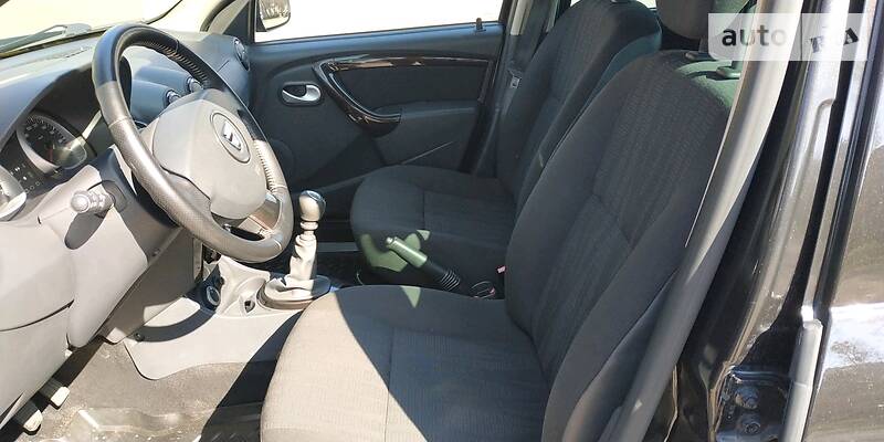 Внедорожник / Кроссовер Dacia Duster 2011 в Черкассах фото 13 Внедорожник / Кроссовер Dacia Duster 2011 в Черкассах