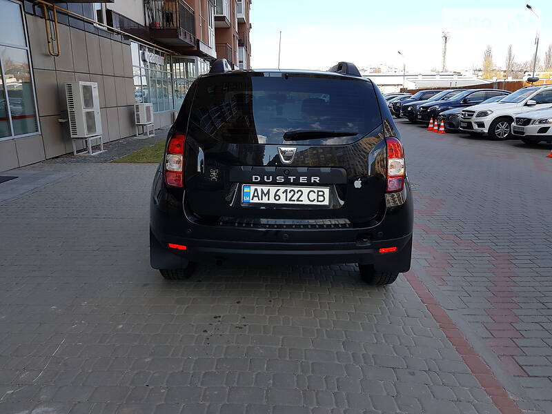Позашляховик / Кросовер Dacia Duster 2015 в Житомирі