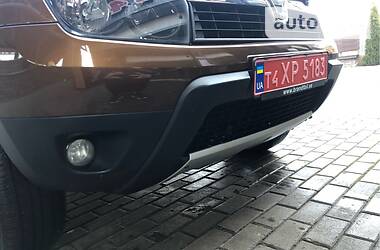 Позашляховик / Кросовер Dacia Duster 2011 в 