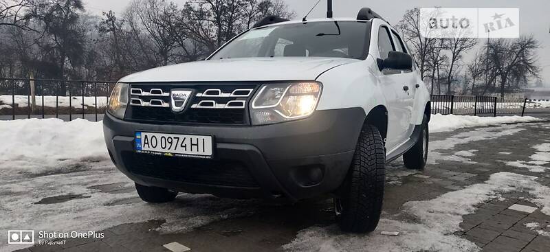 Внедорожник / Кроссовер Dacia Duster 2014 в Иршаве