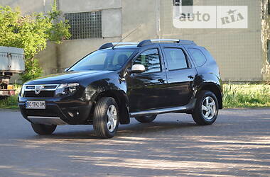 Внедорожник / Кроссовер Dacia Duster 2011 в Новояворовске