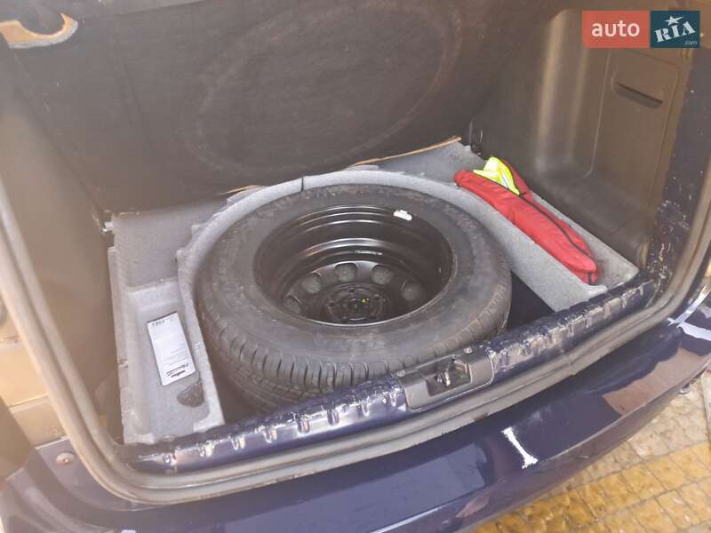 Внедорожник / Кроссовер Dacia Duster 2011 в Тернополе фото 19 Внедорожник / Кроссовер Dacia Duster 2011 в Тернополе