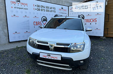 Позашляховик / Кросовер Dacia Duster 2011 в Луцьку