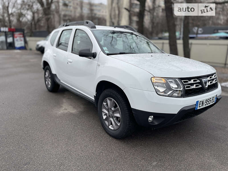 Внедорожник / Кроссовер Dacia Duster 2017 в Киеве