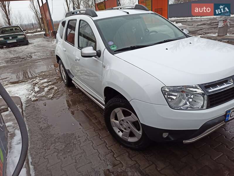 Позашляховик / Кросовер Dacia Duster 2012 в Чернігові
