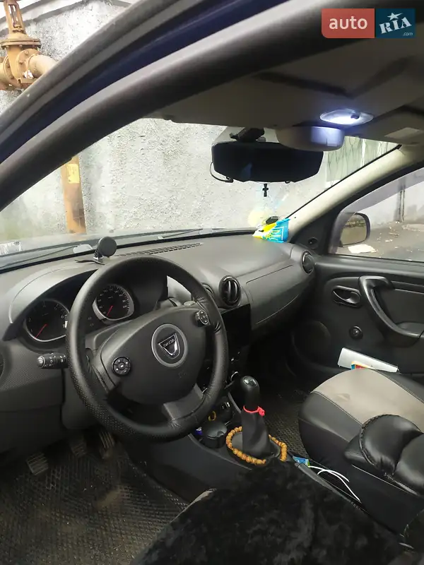 Dacia Duster 2010